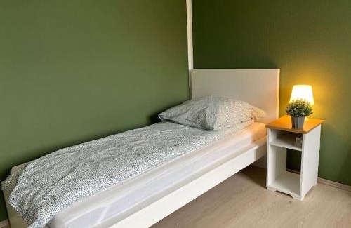 Hochheide Apartment | GrüneOase Balkon smartTV WiFi WaMa
