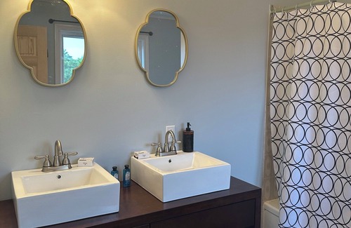 Harbour Grace Hotel | Grace Manor