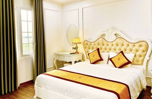 Tu Son Hotel | GRAD Gold Luxury Hotel