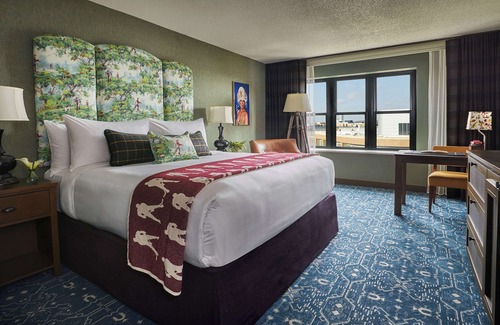 Dinkytown Hotel | Graduate by Hilton Minneapolis