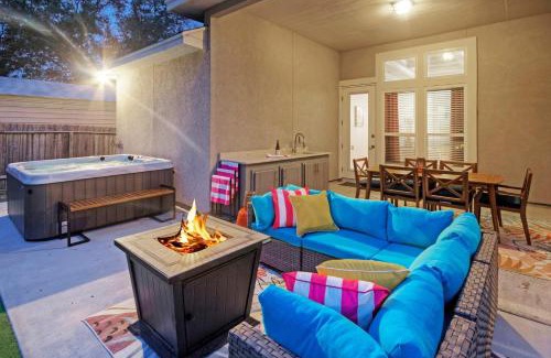 South Side House | Graford by AvantStay Hot Tub Firepit Mini Putt