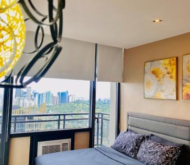 Downtown Apartment | Gramercy Studio Unit- Rockwell View