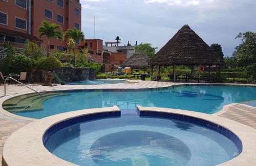 Coca Hotel | Gran Hotel De Lago - El Coca