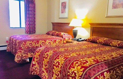 Kalkaska Hotel | Granada Inn Motel - Kalkaska