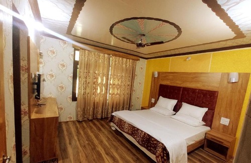 Pahalgam Hotel | Grand ajanta