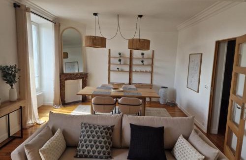 Enghien-les-Bains Apartment | Grand Appart 2 pièces Enghien-les-Bains