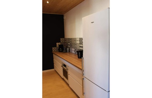 Orchamps-Vennes House | Grand Appartement Avec Loggia