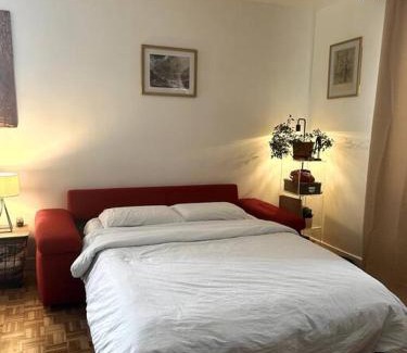 Saint-Fargeau Apartment | Grand appartement 2 pièces dans le 20ème à Paris
