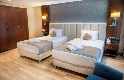 Sisli Hotel | Grand Aras Hotel & Suites