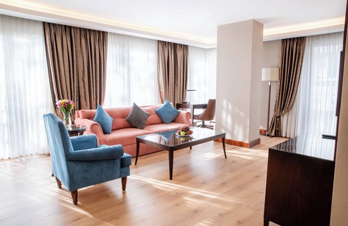 Sisli Hotel | Grand Aras Hotel & Suites