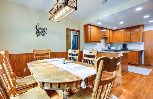 Grand Blanc House | Grand Blanc Rental w/Gas Grill & Private Yard