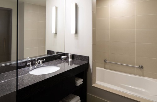 Larchwood Hotel | Grand Falls Casino & Golf Resort