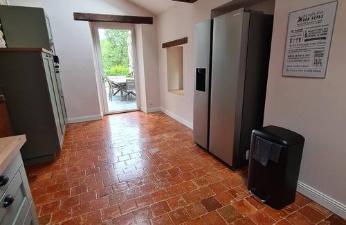Soucelles House | Grand Gîte 13 Personnes de Caractère Piscine et spa