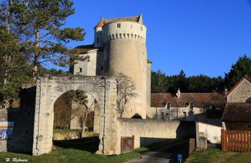 Betz-le-Chateau House | Grand gîte au château de Betz-le-Château