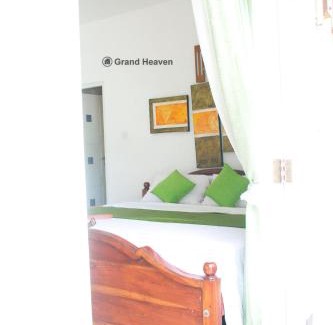 Yatinuwara Bed & Breakfast | Grand Haven Luxury Villa