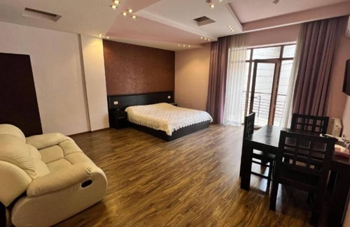 Nork-Marash Hotel | Grand Hills|Sweet Escape