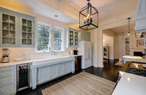 Top of the Hill House | Grand historic Newport home! Center of town. Walk to everything!