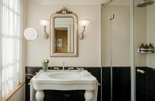 Basel City Centre Hotel | Grand Hotel LES TROIS ROIS