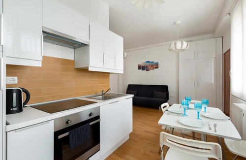 Belso-Ferencvaros Apartment | Grand Market 2 Bedrooms Modern Apartment