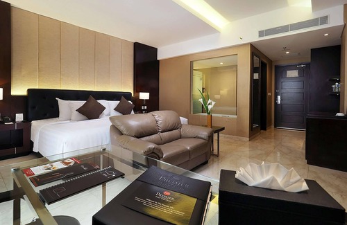 Grogol Hotel | Grand Mercure Solo Baru