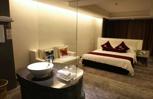 Xiangzhou District Hotel | Grand Nest Hotel Zhuhai