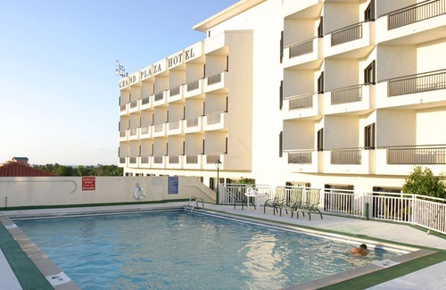 Tumon Hotel | Grand Plaza Hotel