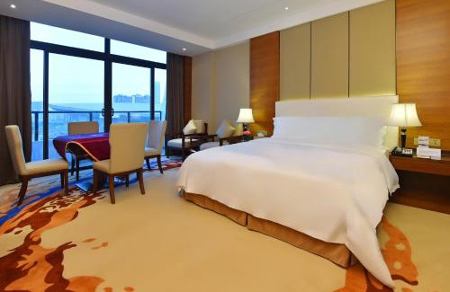 Huiyang Hotel | Grand Skylight International Hotel Huizhou