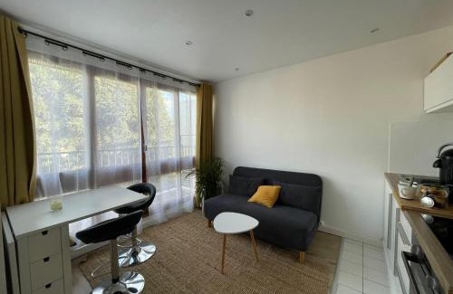 Le Chesnay Apartment | Grand studio proche versailles château