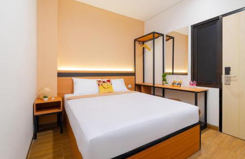 West Semarang Hotel | Grand Valora Puspowarno Kostel