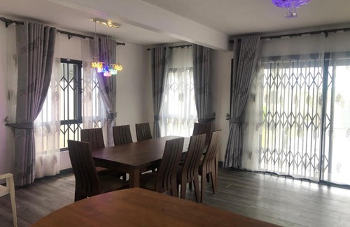 Union Park House | Grand View Villa