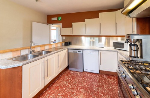 Ferrieres Cottage | Grand Villa with Bubble Bath