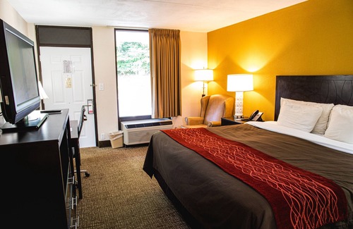 Helenwood Hotel | Grand Vista Hotel