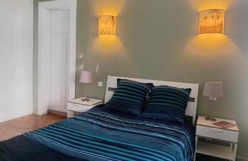 Gambetta Apartment | Grande chambre cosy avec salle de bain et WC privatif