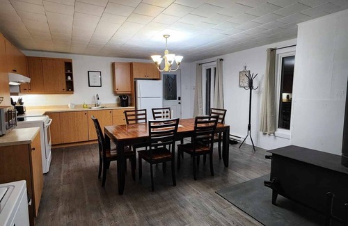 Port-Daniel House | Grande Maison de Vacance En Plein Cœur de la Gaspésie