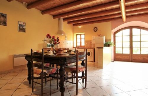 Allegre House | Grande maison en pierres avec jardin, proche d'un bourg médiéval, animaux acceptés - FR-1-582-161