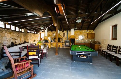 Mixorrouma Villa | Grandpas House - Countryside Villa with Private Pool & Whirlpool Tub