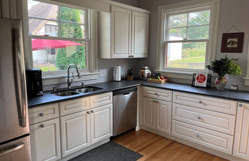 Stillwater House | GRANDVIEW COTTAGE - BEST VIEW IN STILLWATER