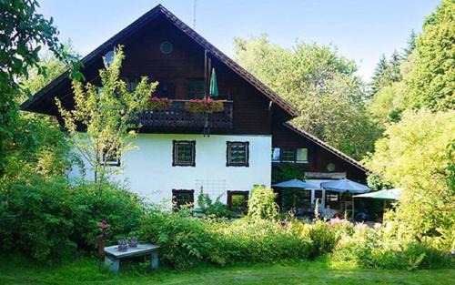 St. Oswald House | Grashöfle