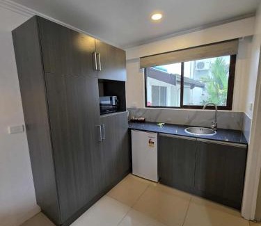 Martintar Hotel | Gray Inn