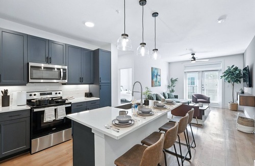 Fort Worth Condo | Grayson 13044 Luxury Living DT Fort Worth 2B2B
