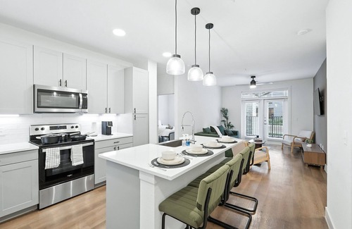 Fort Worth Condo | Grayson 13068 Luxury Living DT Fort Worth 2B2B