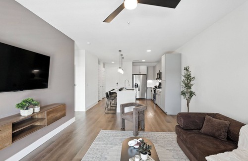 Fort Worth Condo | Grayson 13101 Cozy & Stylish 1BD Near Stockyards