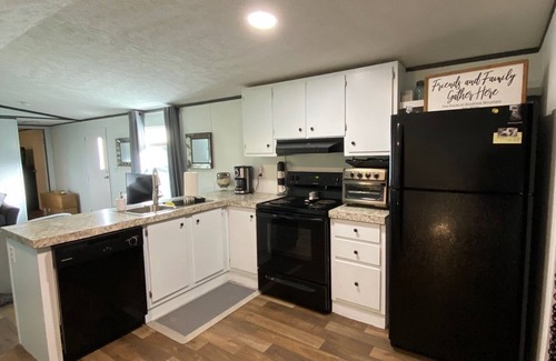 Mouth of Wilson House | Grayson Gravel Traverse Gem: 2/2 with Charming Outdoor Bath House - Sleeps 6