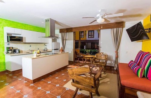 North End Apartment | Great 2BR Master Suite only 2' from Sayulita Beach