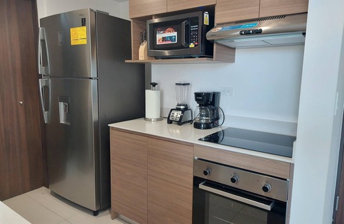 Mata Redonda Condo | Great 3 BD Apt in the BEST location in San José, Rohrmoser
