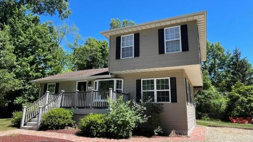 New Buffalo House | Great Escape