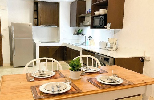 Khao Tao Condo | Great Family condo on Beach with 3 pools