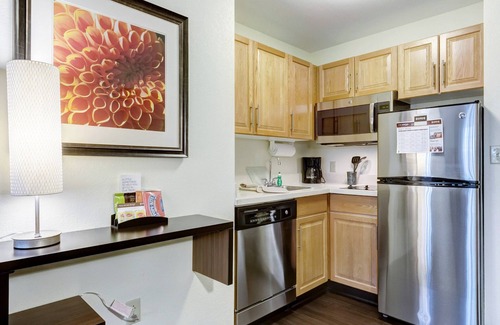 O'Fallon Apartment | Great for Business Travelers! Pool + Gym