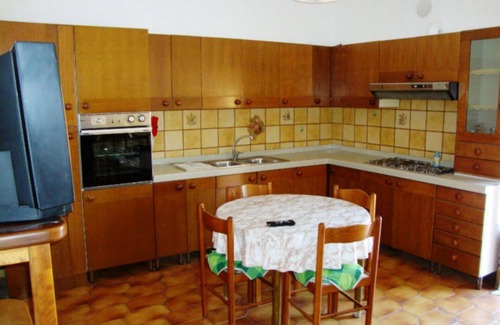 Capri Leone Apartment | Great Holiday House 4 km from Capo d'Orlando Sleeps 8