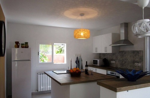 Son Servera House | Great holiday home near the beach with a private, heatable pool